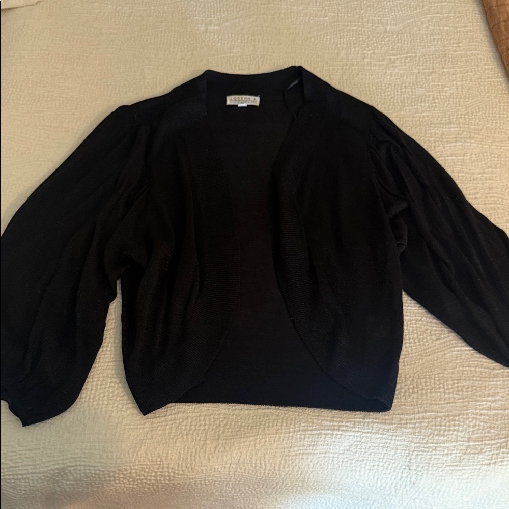 Adorable cropped balloon 3/4 sleeve bolero